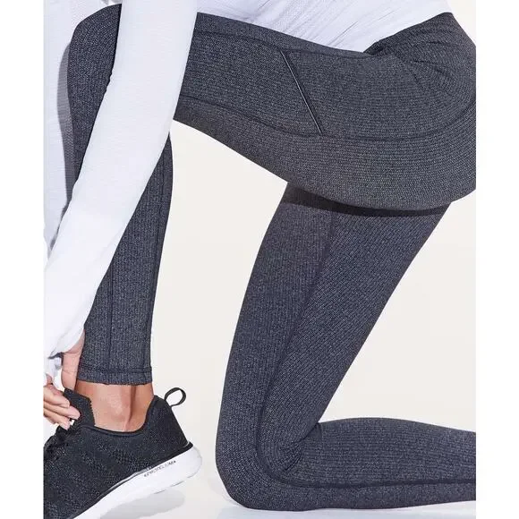 LULULEMON Speed Up Tight 28" Sz 4 Power Luxtreme Variegated Knit lack Heathered - Picture 7 of 12